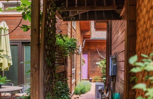 Sedona Cabin | Morning Glory Cabin: Guest Rated 10/10 with Kitchen & Breakfast