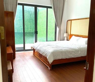 Bac Quang Hotel | Discover Cao Son Hotel: Pet-Friendly with Pool Access