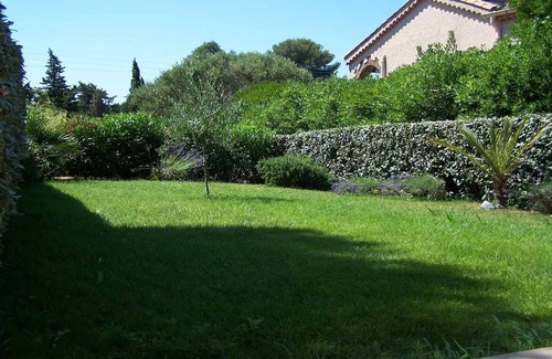 Les Issambres Villa | Cap Émeraude 634 Mazet: Family-Friendly Retreat with Pool