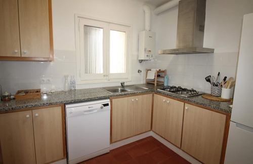 Llanca House | Villa Llançà: Family-Friendly Retreat with Spa & Kitchen