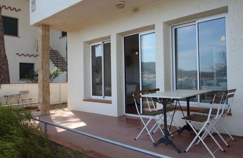 Llanca House | Villa Llançà: Family-Friendly Retreat with Spa & Kitchen