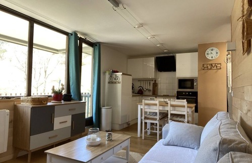 Mont-Dore Apartment | Cap#Detente: Cozy Apartment with Amazing Views & Top Amenities