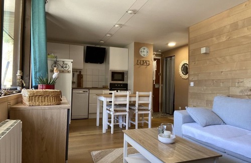 Mont-Dore Apartment | Cap#Detente: Cozy Apartment with Amazing Views & Top Amenities