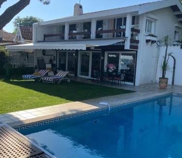 Lege-Cap-Ferret Villa | Cap Ferret Seafront Villa: Ocean View & Pool Access