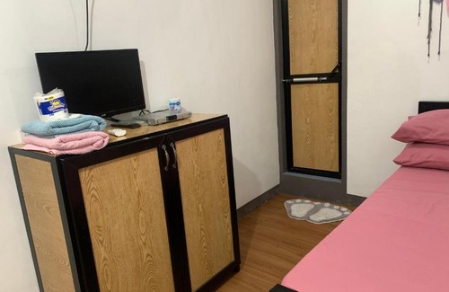 Romblon Island House | Top-Rated Capaclan Centro Private Room for Families