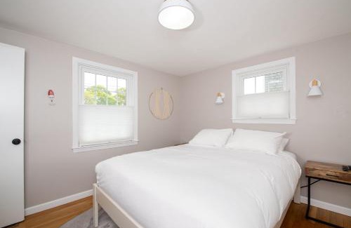 Dennis Port House | Charming Cape Cod Cottage with Ocean View by Leavetown Vacations