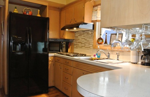 Two Rivers House | Cape Cod House In Two Rivers, Near The Beach And Lambeau Field