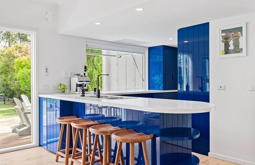 Portsea House | Picturesque Cape Cod Home with Oceanfront Views