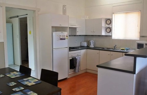 Cape Jaffa House | Seaside Escape at Cape Cottage - Ocean Views & Family Friendly