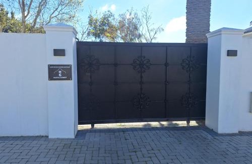 Trawal House | Cape Dutch haven