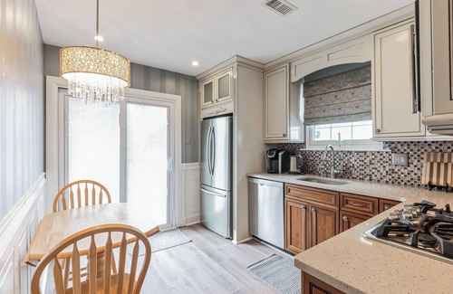 Cape May House | Inviting Cape May Retreat with Pool & Ocean Views