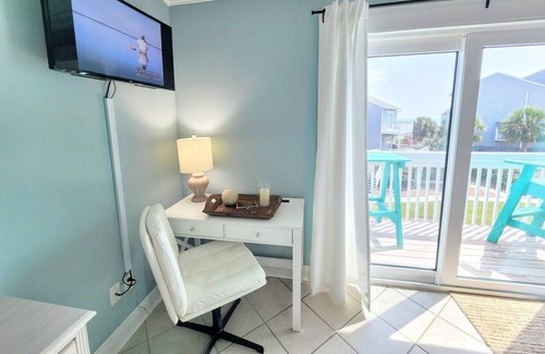 Port St. Joe House | Inviting Gulf View Retreat: Steps from the Beach & Pet Friendly