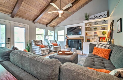 Cape Royale House | Tranquil Cape Royale Cottage with Fire Pit & Scenic Views