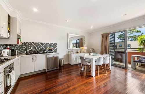 Capel Sound Apartment | Beachfront Retreat: Capel Breeze - Rated 9.8/10 by Guests