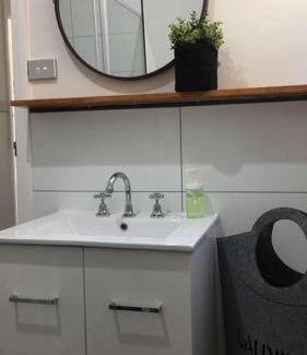 Capel Apartment | Charming Capel Short-Stay Accommodation with Ocean Views