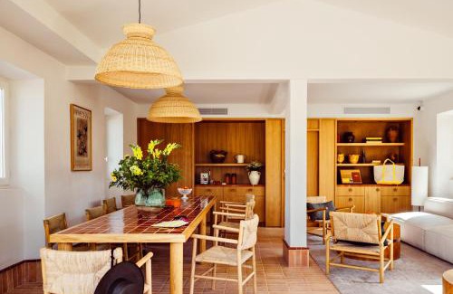Bonnieux Hotel | Experience Capelongue: Premier Hotel & Spa with Ocean Views