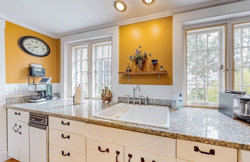 Buzzards Bay House | Exceptional Capeview Estate with Oceanfront Amenities