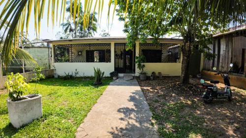 Leticia House | Pet-Friendly Retreat at Capibara Guest House - 8.9/10 Rated