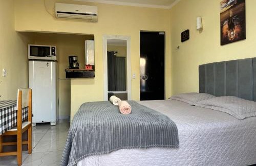 Plano Diretor Sul House | Convenient Capim de Ouro: Pet-Friendly Rooms Near Airport