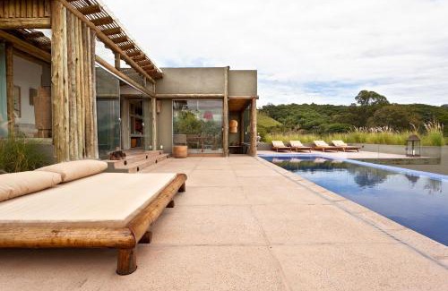 Santana do Riacho Hotel | Escape to Capim do Mato Pousada & Spa with Ocean Views