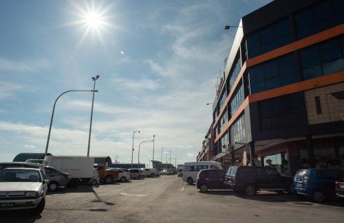 Bintulu Hotel | Budget-Friendly Stay at Capital O 90083 Riverfront Inn