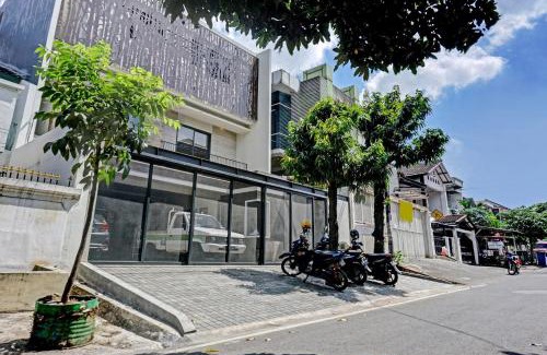 Bendungan Hilir Hotel | Cozy OYO Capital O 90635 Tango Juliet Residence Awaits You