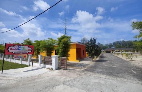 Penyabong Hotel | Relax at Pelangi Beach Resort Mersing: 9/10 Guest Rated