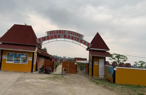 Banyumas Hotel | Discover Comfort at Capital O 93437 Embung Banteran Cottage