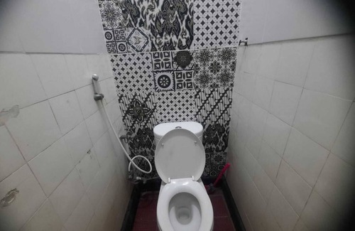 Tasikmalaya Hotel | Capital O 94419 Fresh Hotel