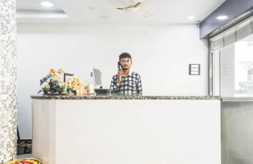 Guntur Hotel | Budget-Friendly Stay at Hotel Aditya Grand for Families
