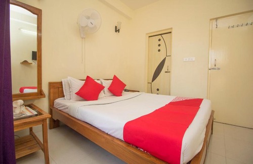 Gangtok Hotel | Budget-Friendly Stay at Capital O Hotel Red Cherry