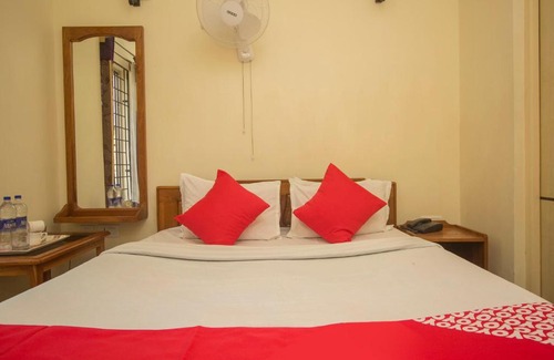 Gangtok Hotel | Budget-Friendly Stay at Capital O Hotel Red Cherry