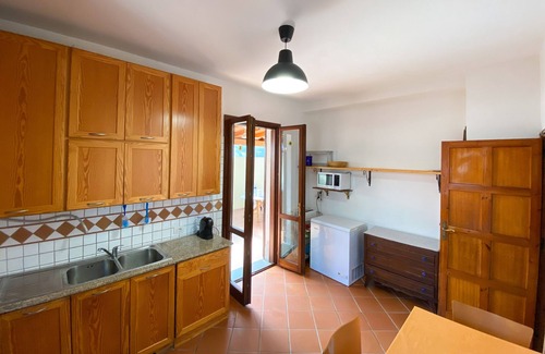 Capitana Villa | Unforgettable Stay at Capitana Guest House Baia Azzurra