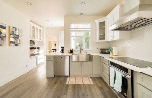 Capitol Hill House | Convenient Retreat Steps from Cap Hill's Vibrant Core