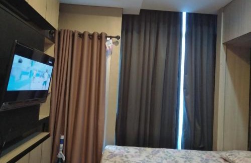 Menteng Apartment | Capitol Park: Family-Friendly Stay with Pool & Hot Tub