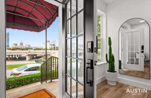 Swede Hill House | Capitol View Downtown Penthouse with Spa & Child-Friendly Amenities
