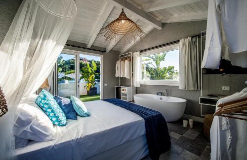 Santa Margherita di Pula Hotel | Premier CapoBlu Hotel: Oceanfront Bliss with Top Amenities
