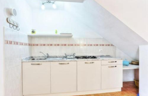 Madonna delle Grazie Apartment | Pet-Friendly Villa Artistica in Capoliveri - 8/10 Rated