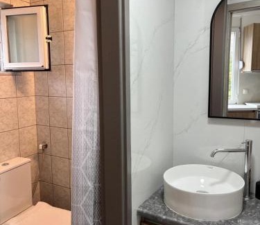 Ano Rodakino Apartment | Capostango Apartments - Breathtaking Libyan Sea Views