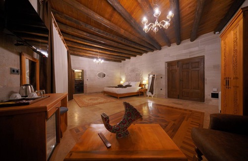 Goreme Hotel | Discover Secret Hill Cave Suites with Pool & Spa Amenities