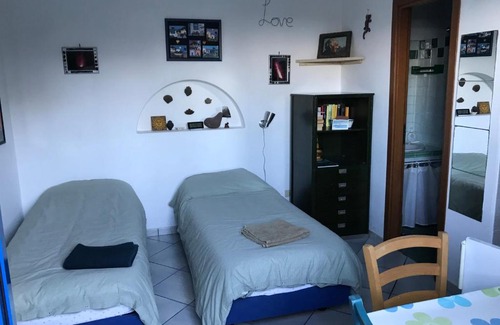 San Vincenzo Apartment | Oceanfront Cappero: Exceptional 9/10 Guest Reviews Await