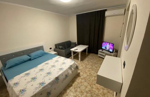 Lezhe Apartment | Budget-Friendly Cappuccino City Center Apartment Near Attractions