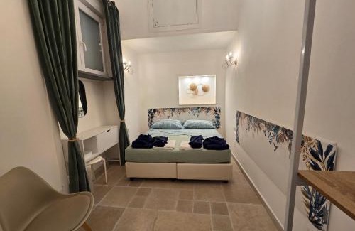 Marina Grande House | Family-Friendly Capri Aquarium Friends with Kitchen Amenities