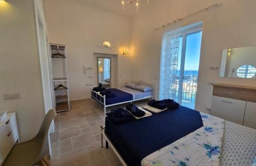 Marina Grande House | Family-Friendly Capri Aquarium Friends with Kitchen Amenities