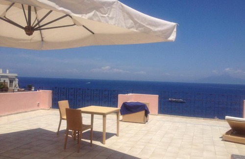 Marina Grande Bed & Breakfast | Oceanfront Capri Inn: Rated 9/10 with Breakfast & Hot Tub