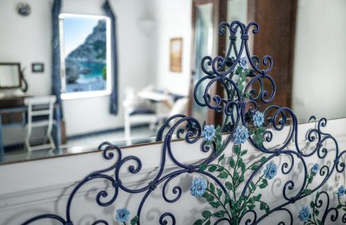 Marina Piccola House | Beachfront Capri Magic House with Ocean View and Amenities