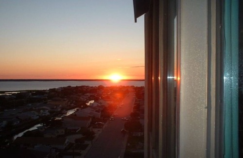 North Ocean City Condo | Beachfront Bliss at Capri Ocean Front Family Resort