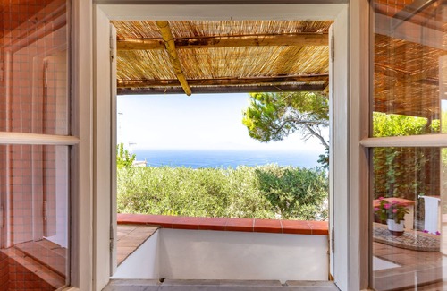 Anacapri Villa | Discover Capri Suites de Charme with Family-Friendly Amenities