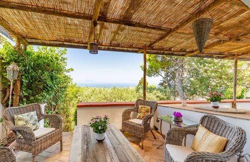 Anacapri Villa | Discover Capri Suites de Charme with Family-Friendly Amenities