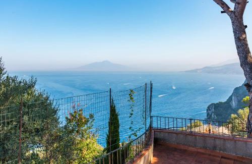 Tiberio Villa | Child-Friendly Capri Turquoise: Guest Rated 9.3/10